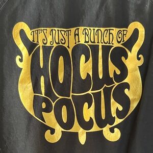 Vintage Disney Store Hocus Pocus black jacket. Worn only one time!